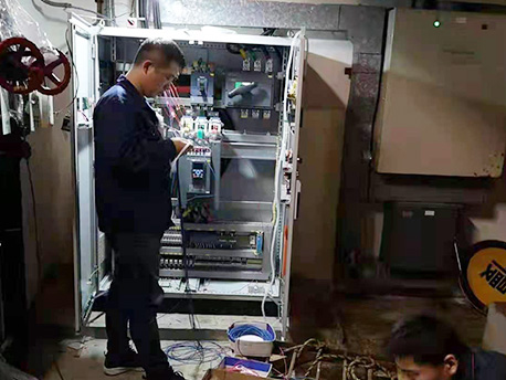 上海某商厦供水系统改造160KWABB软起动柜